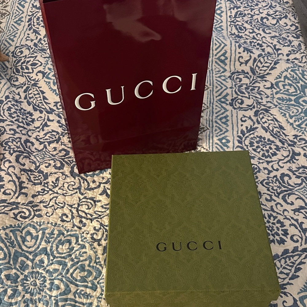 Gucci Burgundy Bag with Green Box